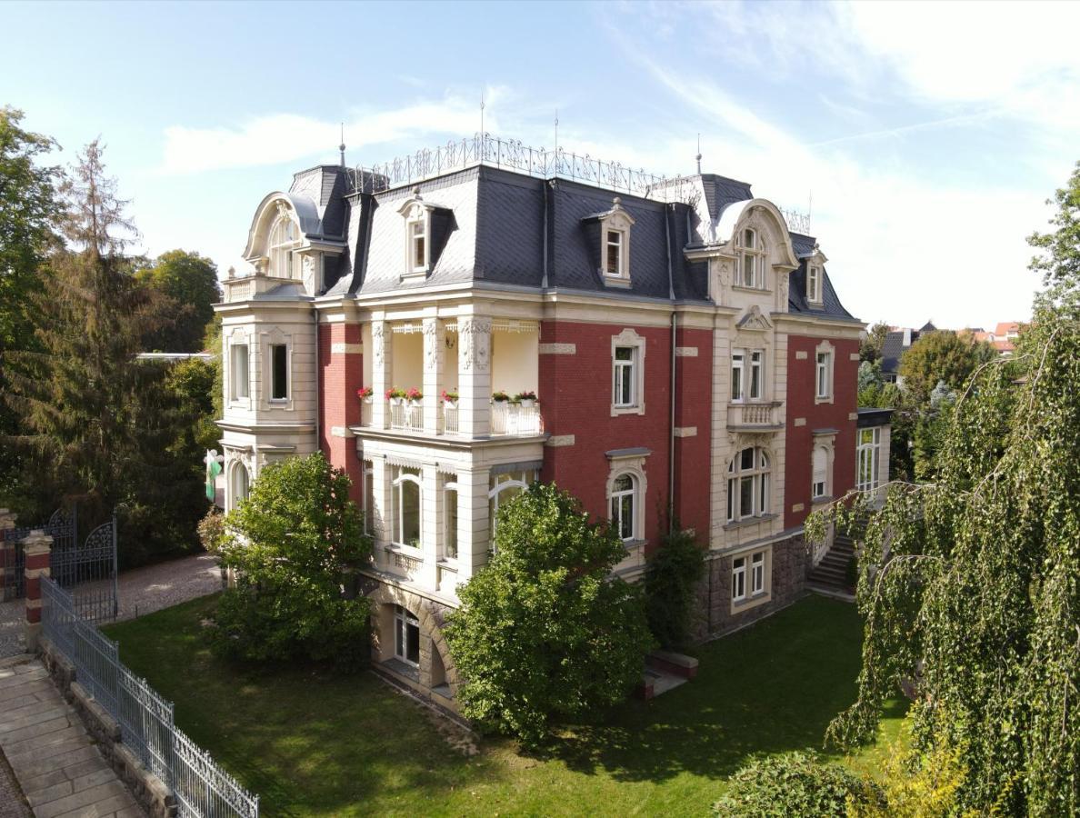 Villa Vier Jahreszeiten Crimmitschau Exterior foto